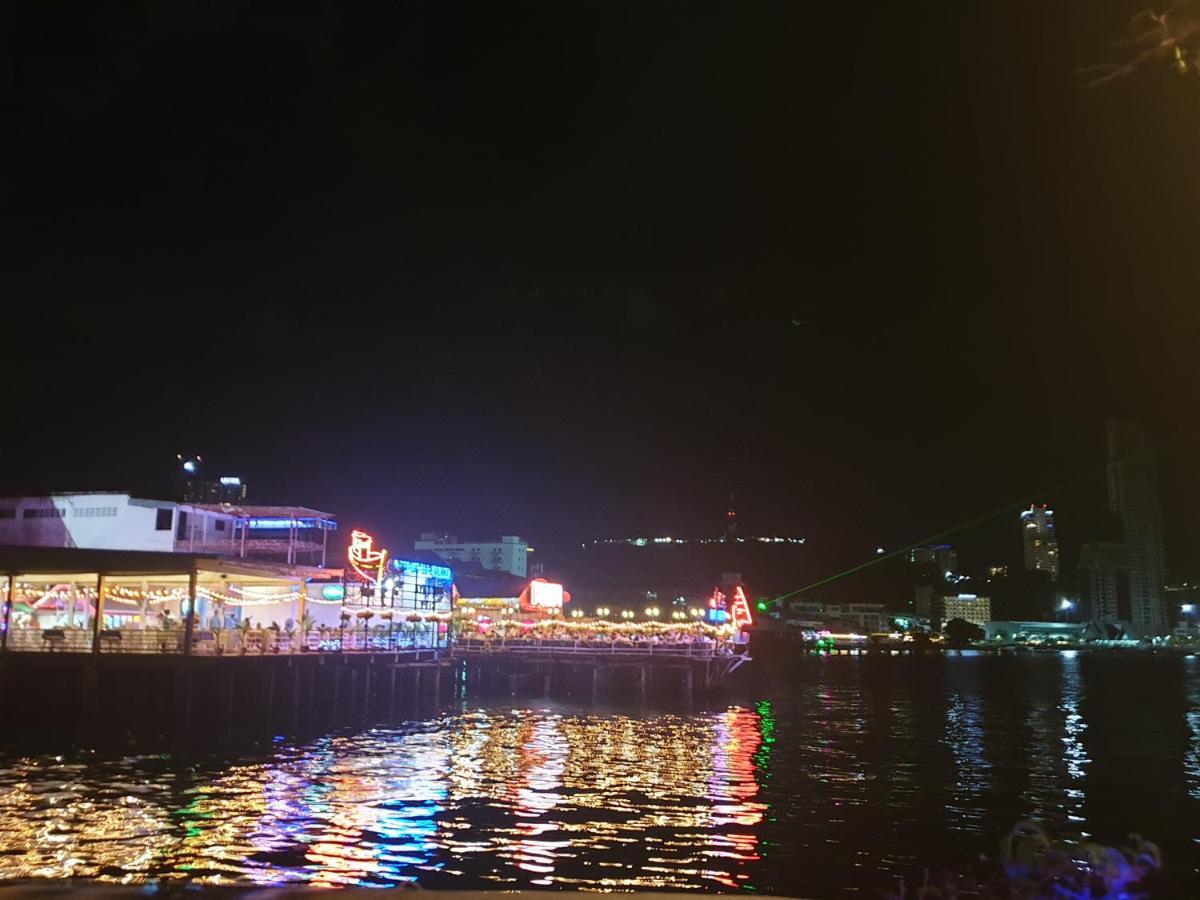 Secrets - Pattaya Hotel Екстериор снимка